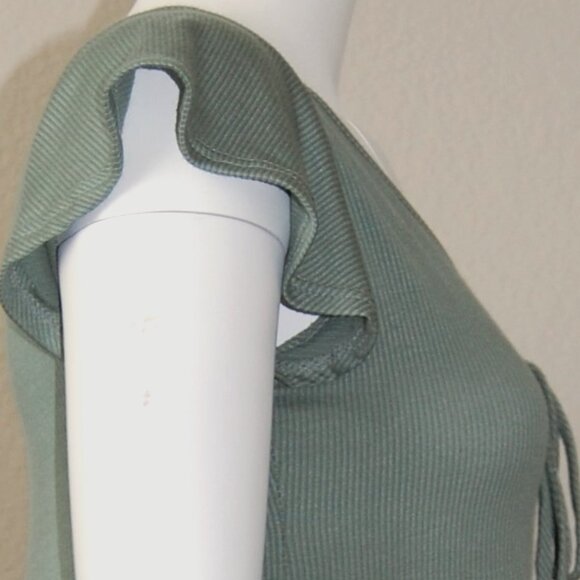 See You Monday, Juniors Size M (32" Bust), Green Robe & Flare,Tiered Rayon Dress - Picture 6 of 7